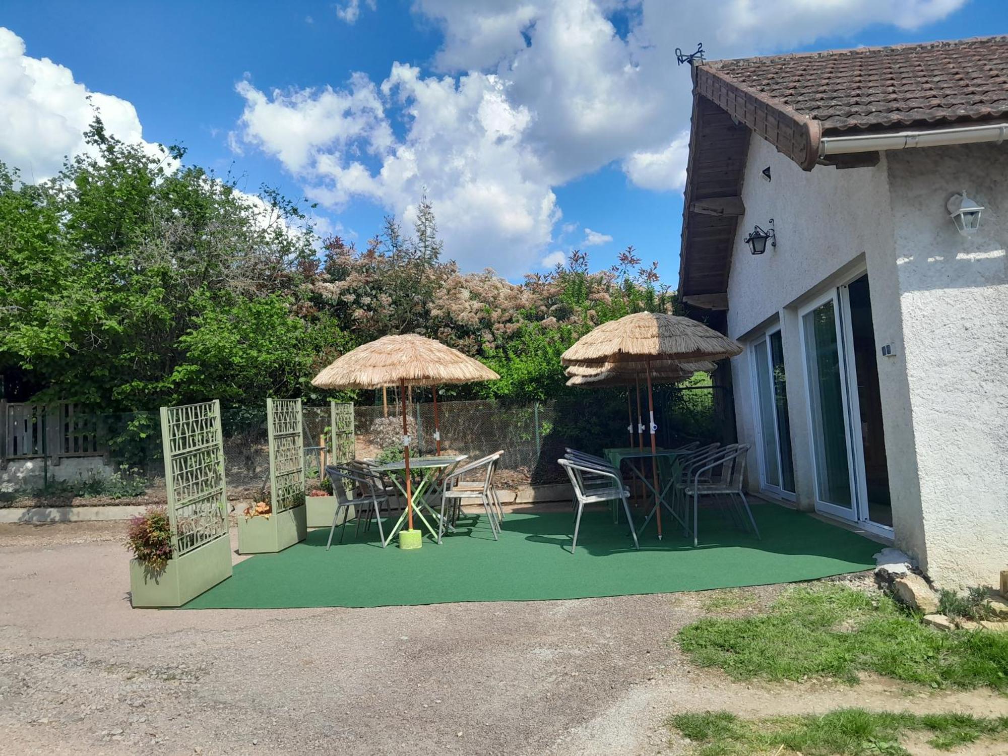 Chambres D Hotes Au P'Tit Bonheur Campagnard Jarnosse Luaran gambar